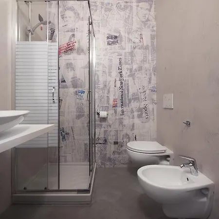 Blue Loft - The House Of Travelers * Como