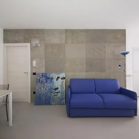 Blue Loft - The House Of Travelers